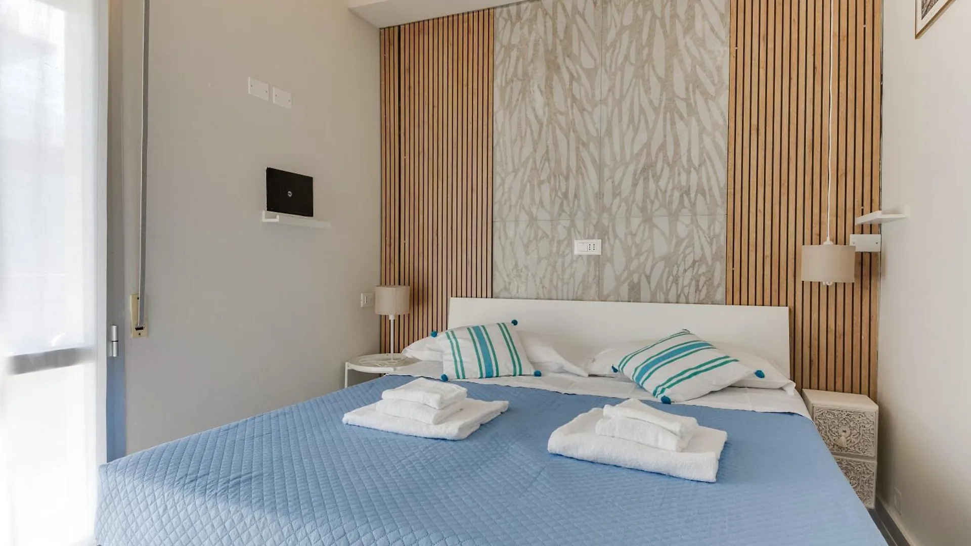 B&B Villa Madana contacts